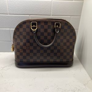 Louis Vuitton alma GUC